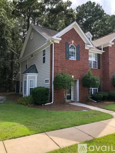 Main picture of 1736 Wyngate Cir