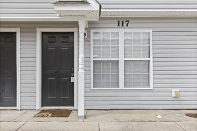 Main picture of 117 Cornerstone Pl