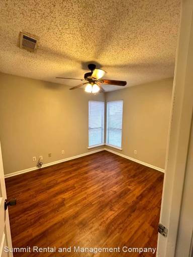 Main picture of 503 Cabana Dr