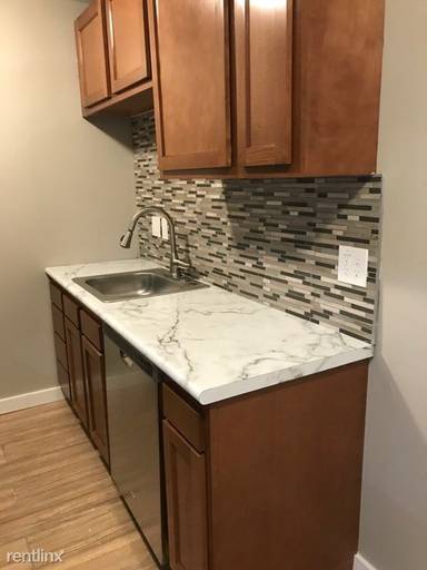 Main picture of 1201 Franklin Ave