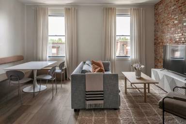 Main picture of 3931 Pine St