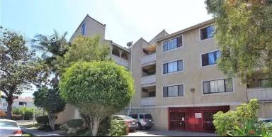Main picture of 2332 E 17th St