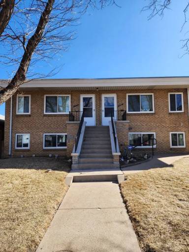 Main picture of 2076 S Acoma St