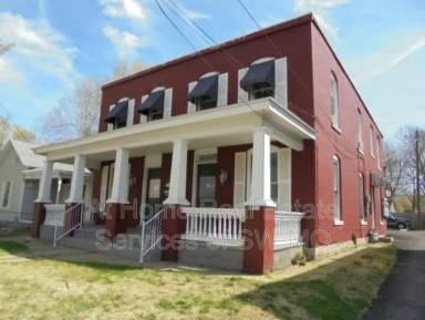 Main picture of 642 S Grant Ave