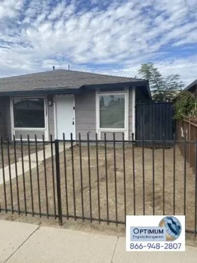 Main picture of 630 S Olive Ave