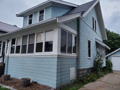 Main picture of 27 N Watertown St