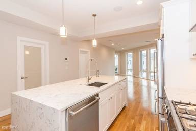 Main picture of 275 Old Colony Ave