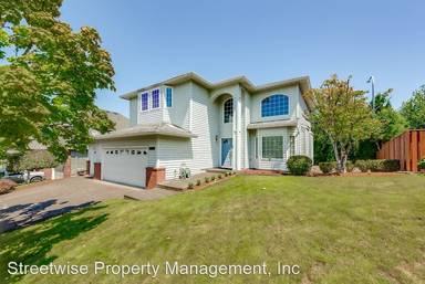Main picture of 3538 NW Blackcomb Dr