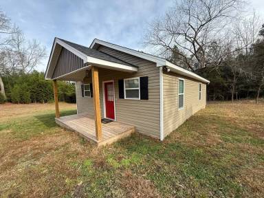 Main picture of 313 S Park Rd
