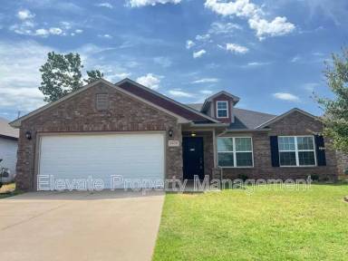 Main picture of 5020 Caleb St