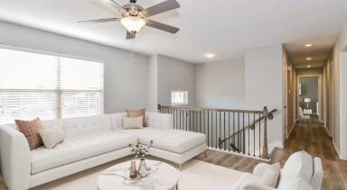 Main picture of 707 Summer Dawn Cir