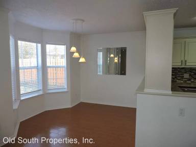 Main picture of 6112 Chablis Ln