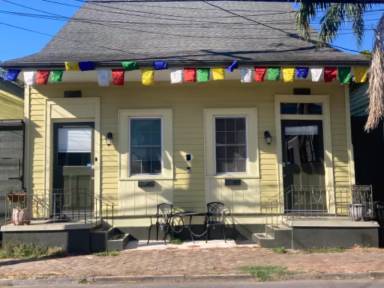 Main picture of 2525 Chartres St