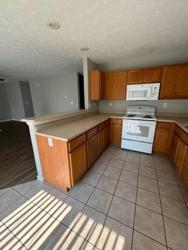 Main picture of 3883 Ledyard St
