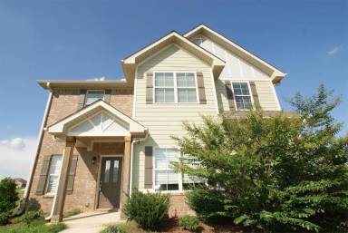 Main picture of 7601 Ashor Dr NW