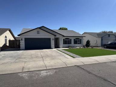 Main picture of 4427 E Meadow Lark Way