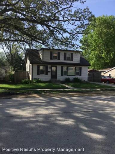Main picture of 610 W Perry St