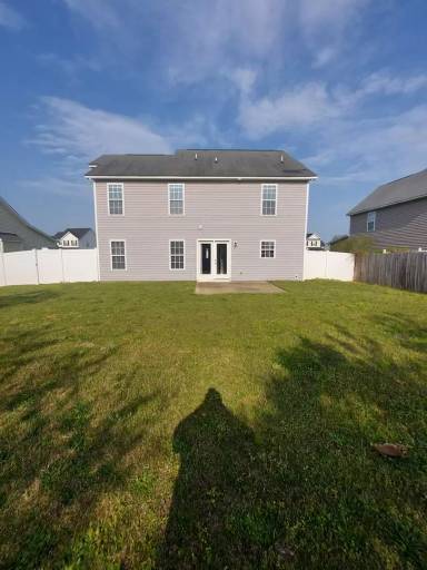 Main picture of 273 Saint George Dr