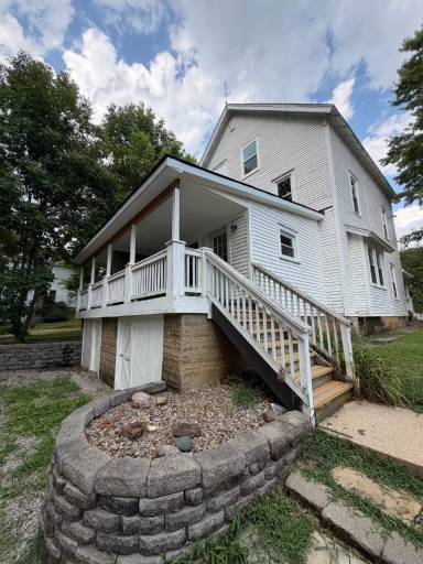 Main picture of 11695 Peckham St