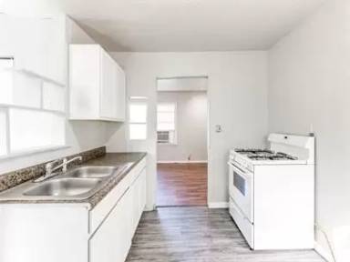 Main picture of 1004 Sandra Dr