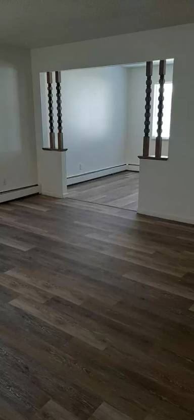 Main picture of 2623 49th Ave