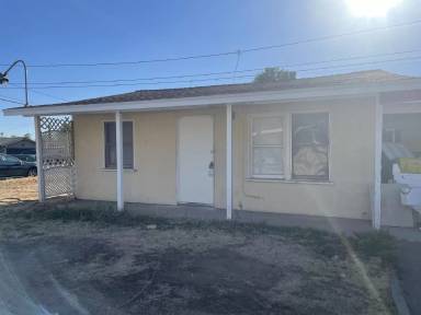 Main picture of Myers Ave Apartments