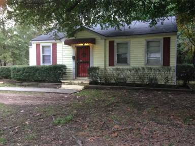 Main picture of 625 Broadmoor Dr