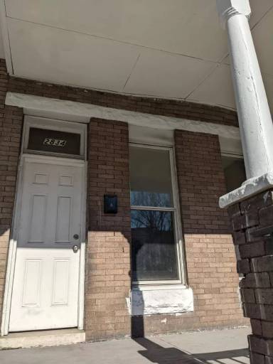 Main picture of 2834 W North Ave