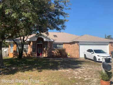 Main picture of 816 Binnacle Pl