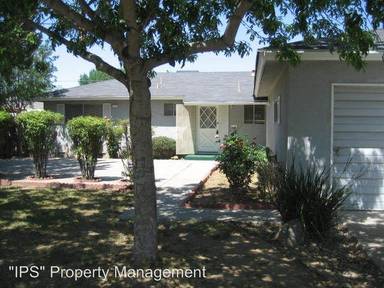 Main picture of 515 W Rialto Ave