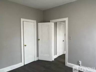 Main picture of 204 President St