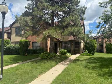 Main picture of 1560 Meadow Side Dr