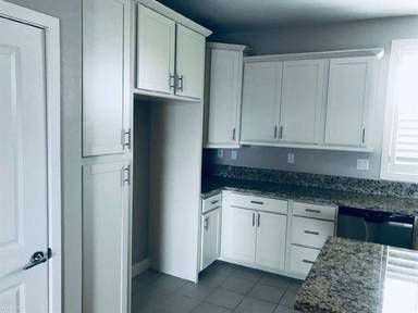 Main picture of 1302 N Harbor Blvd