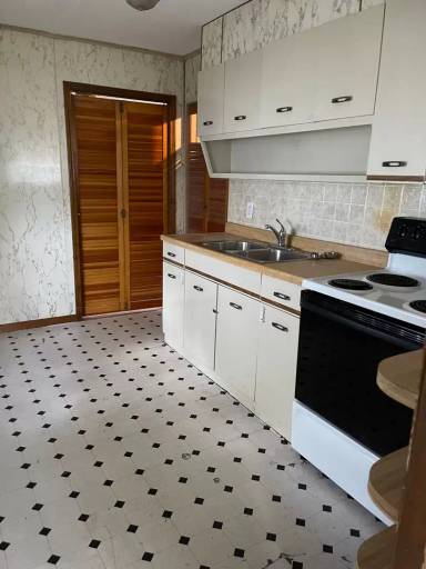 Main picture of 4001 Gregus Ave