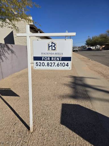 Main picture of 125 E 34th St