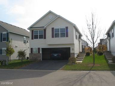 Main picture of 7378 Devin Ln
