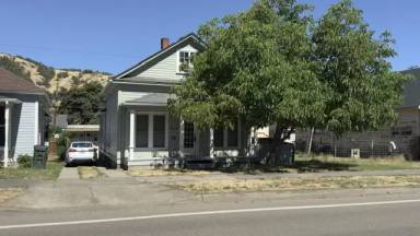 Main picture of 1416 SE Pine St