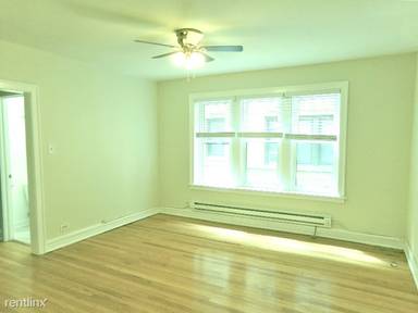 Main picture of 4216-4226 N Clark St