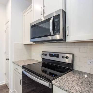 Main picture of 203 Hammersmith Trl NW