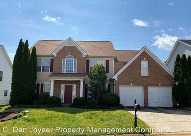 Main picture of 20 Collier Ln
