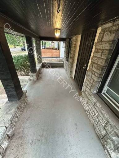 Main picture of 5416 Brooklyn Ave