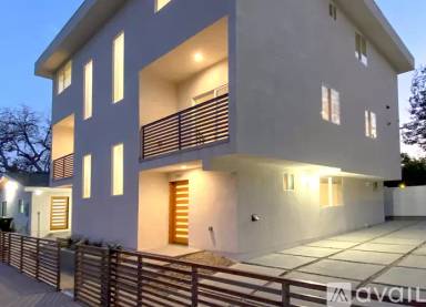 Main picture of 5505 Camellia Ave