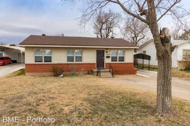 Main picture of 4912 Parker St