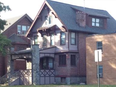 Main picture of 226 E 14th Ave