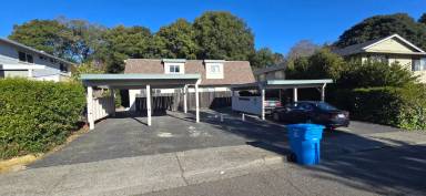 Main picture of 7630 Bately Ct