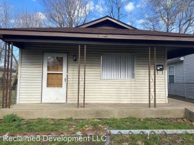 Main picture of 443 Campbell St