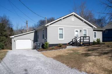 Main picture of 2615 Belvedere Ave
