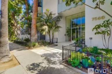 Main picture of 7560 Hollywood Blvd
