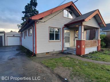 Main picture of 221 S 45th St