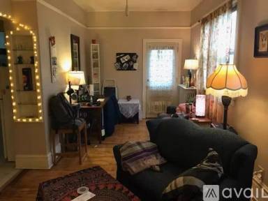 Main picture of 24 N 4th St